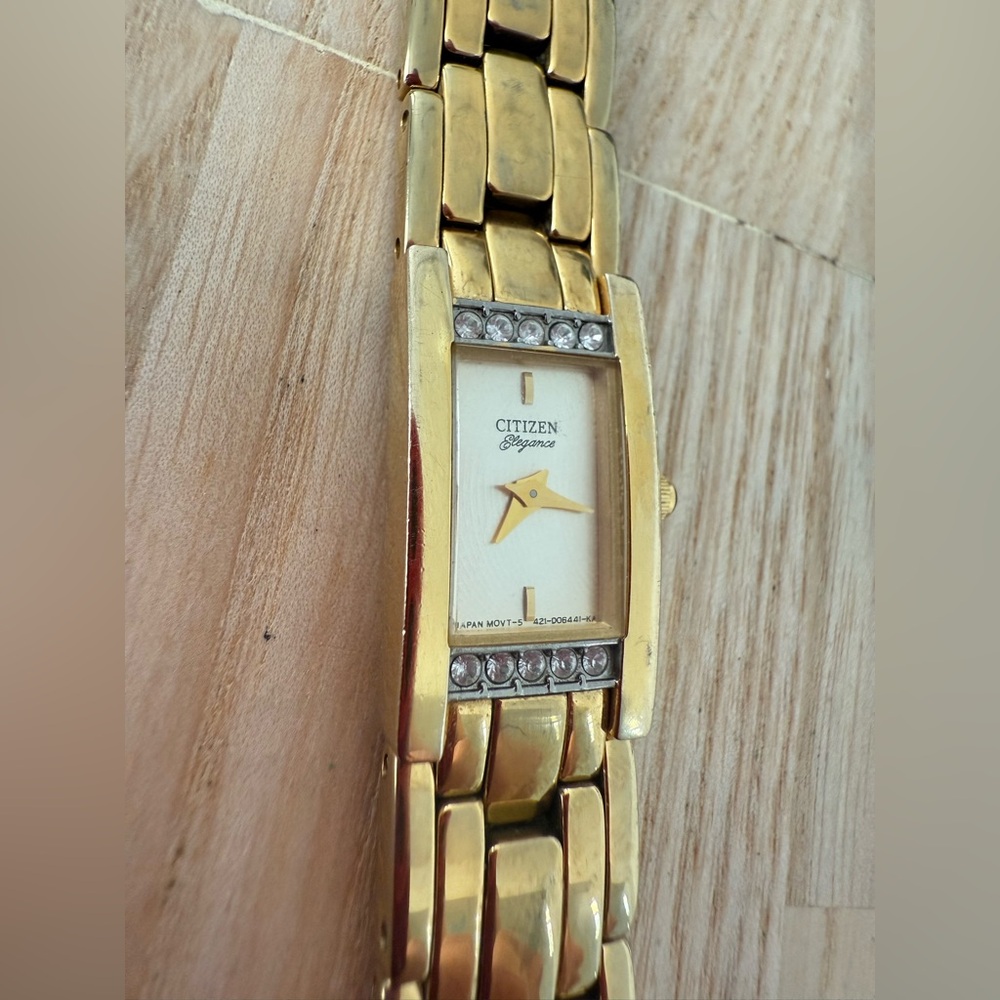 Citizen Elegance ladies rectangular gold tone watch NEW BATTERY